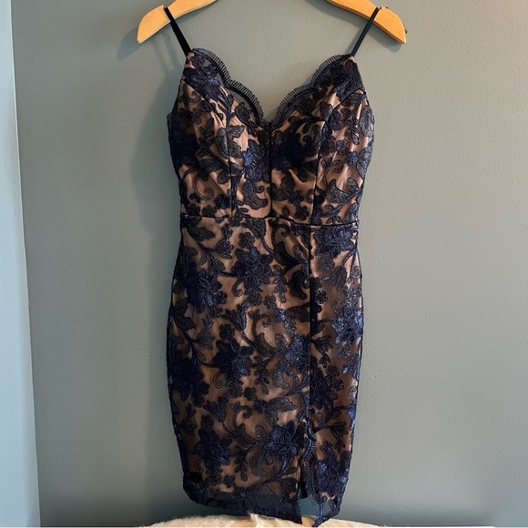 Emerald Sundae All Over Floral Slit Dress - Picture 2 of 12